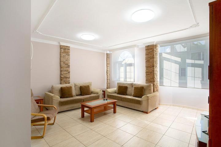 Aeropuerto Gran Canaria Apartamento Vacacional Carrizal Exteriör bild