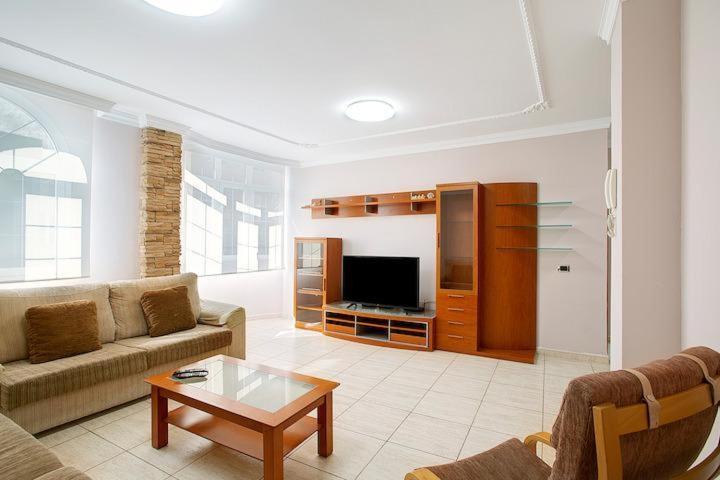 Aeropuerto Gran Canaria Apartamento Vacacional Carrizal Exteriör bild