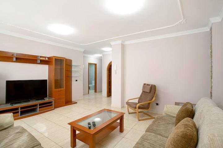 Aeropuerto Gran Canaria Apartamento Vacacional Carrizal Exteriör bild
